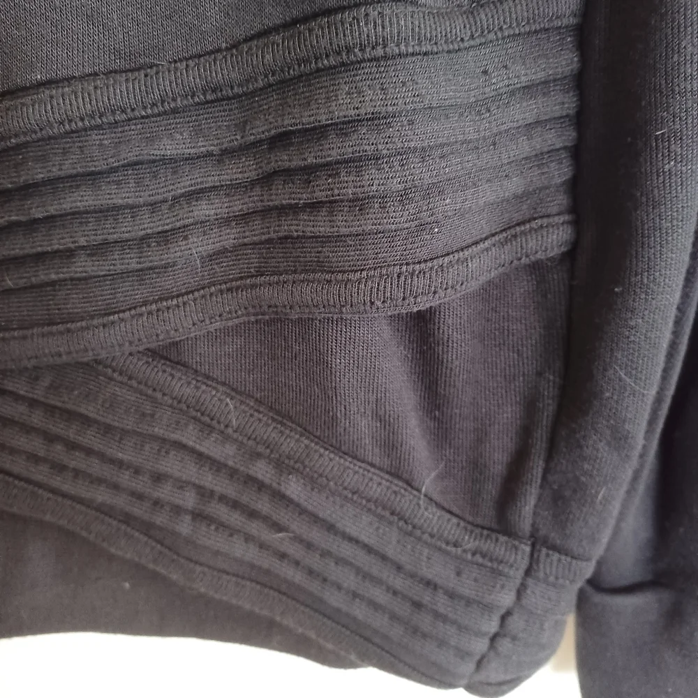ACTIVE LIFE Black Women's Exercise or Casual Top XL